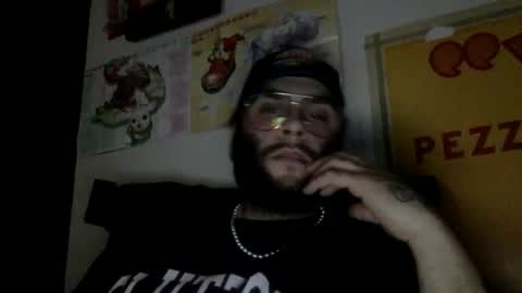 prettyglazed online show from February 12, 2:06 am