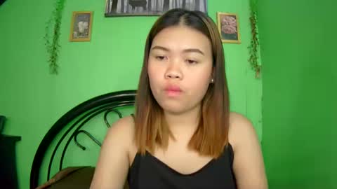 prettymae756493 online show from April 2, 1:42 pm