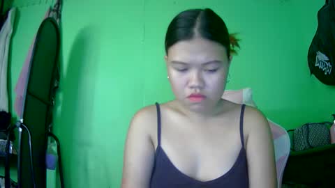 Snapshot of prettymae756493 chatting on June 15, 1:52 am prettymae756493 online show from June 15, 1:52 am