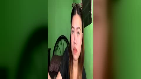 Snapshot of prettymae756493 chatting on June 16, 11:13 am prettymae756493 online show from June 16, 11:13 am