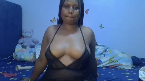 Snapshot of prettymel1 chatting on March 24, 9:31 pm prettymel1 online show from March 24, 9:31 pm