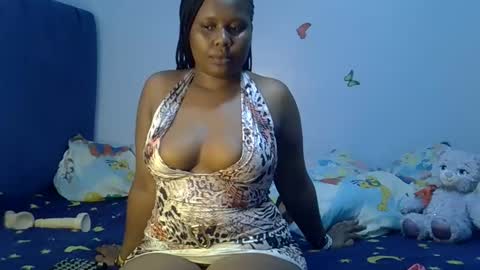 Snapshot of prettymel1 chatting on April 21, 6:55 pm prettymel1 online show from April 21, 6:55 pm