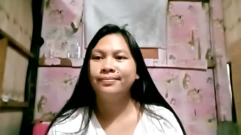 Snapshot of prettyneca5991 chatting on April 22, 10:22 pm prettyneca5991 online show from April 22, 10:22 pm