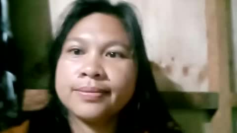 Snapshot of prettyneca5991 chatting on May 1, 9:19 pm prettyneca5991 online show from May 1, 9:19 pm