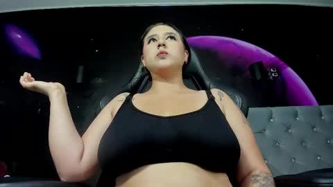 Snapshot of prettypervyx chatting on April 15, 10:54 pm Laura Onlyfans 40OFF online show from April 15, 10:54 pm