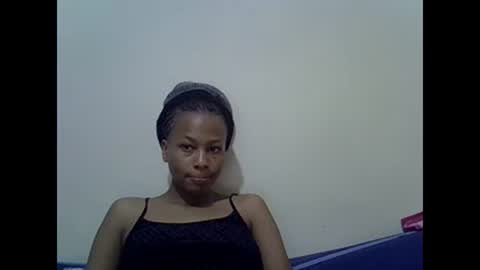 Snapshot of prettyqueenn1 chatting on January 9, 8:45 am sharon online show from January 9, 8:45 am