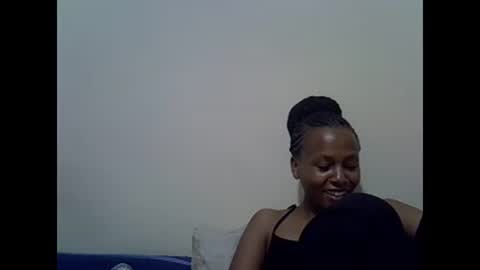 Snapshot of prettyqueenn1 chatting on January 10, 6:38 pm sharon online show from January 10, 6:38 pm