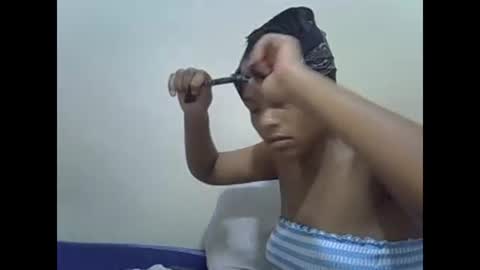 Snapshot of prettyqueenn1 chatting on March 8, 12:55 am sharon online show from March 8, 12:55 am