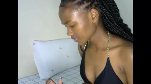 Snapshot of prettyquiny254 chatting on October 1, 9:26 am prettyquiny254 online show from October 1, 9:26 am