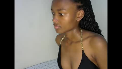 Snapshot of prettyquiny254 chatting on October 1, 10:38 pm prettyquiny254 online show from October 1, 10:38 pm