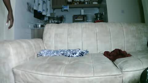 prettyreen online show from November 5, 4:29 pm