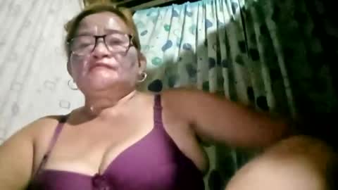 Snapshot of prettyrose01 chatting on June 3, 12:30 pm prettyrose01 online show from June 3, 12:30 pm