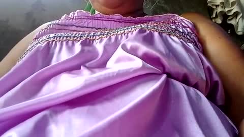Snapshot of prettyrose01 chatting on June 26, 11:09 pm prettyrose01 online show from June 26, 11:09 pm