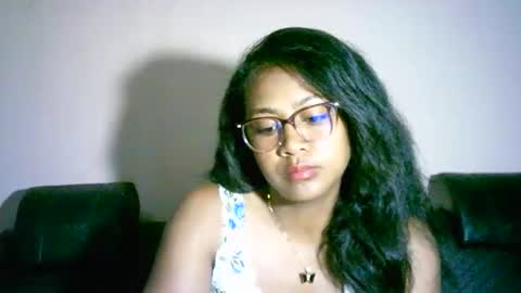 Snapshot of prettysexy3601 chatting on April 21, 1:07 am prettysexy3601 online show from April 21, 1:07 am