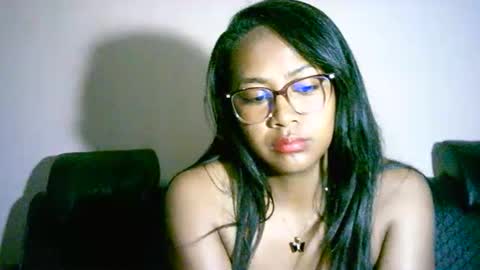 Snapshot of prettysexy3601 chatting on May 5, 2:41 am prettysexy3601 online show from May 5, 2:41 am