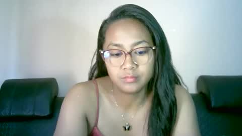 Snapshot of prettysexy3601 chatting on June 3, 6:49 am prettysexy3601 online show from June 3, 6:49 am