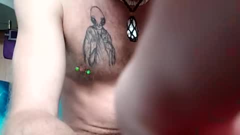 prettysolidd7 online show from December 16, 7:00 pm