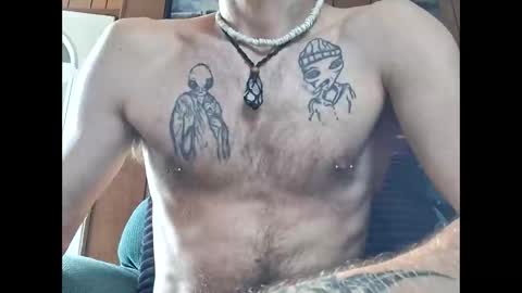 prettysolidd7 online show from September 12, 10:43 pm