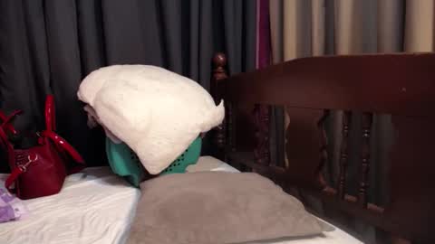 Stilla online show from January 15, 2:43 pm