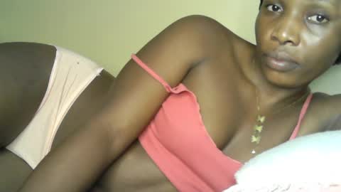 Snapshot of prettyvish chatting on July 18, 2:05 am prettyvish online show from July 18, 2:05 am