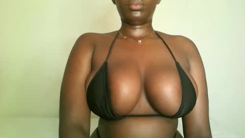 prettyvishy online show from March 28, 4:34 am