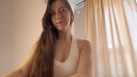 Snapshot of prettyyy_angel chatting on May 25, 7:25 am prettyyy_angel online show from May 25, 7:25 am