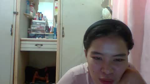 prety784828 online show from October 1, 5:46 am