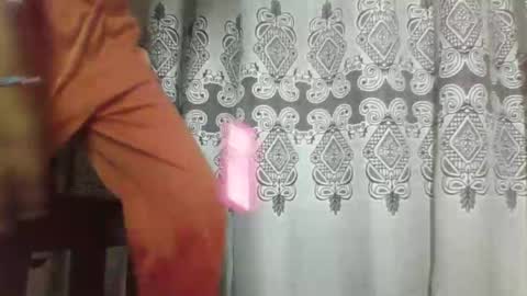 Snapshot of pretylittle11 chatting on June 27, 4:56 pm PRETY online show from June 27, 4:56 pm