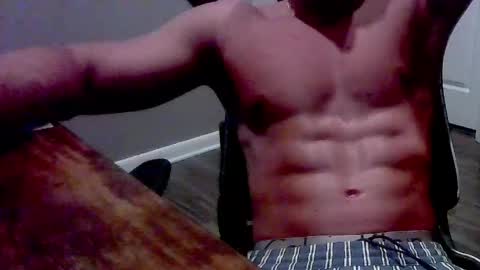 Snapshot of prezzo402 chatting on April 19, 10:23 pm Prezzo402 online show from April 19, 10:23 pm