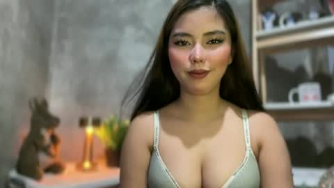 Snapshot of pricelessbeautyxxx chatting on June 27, 8:14 pm TINA online show from June 27, 8:14 pm