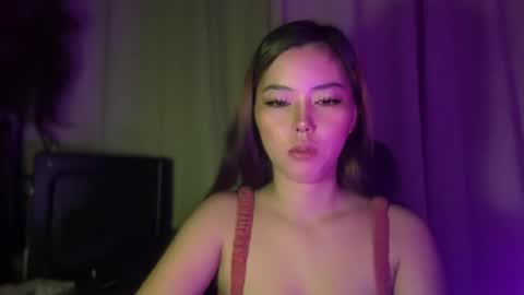 Snapshot of pricelessbeautyxxx chatting on July 10, 12:04 am TINA online show from July 10, 12:04 am