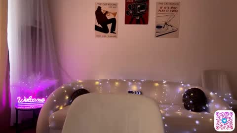 Sofi online show from March 29, 11:10 am