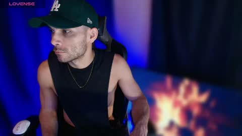 pridelgtbi online show from April 22, 6:27 am