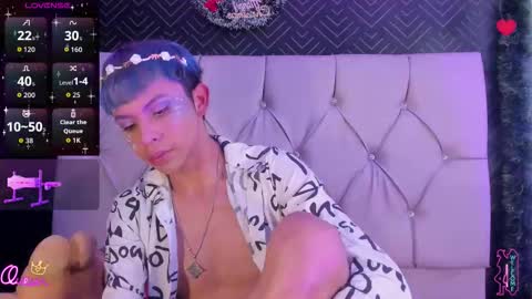 Snapshot of prince_apolo chatting on December 17, 8:59 pm Apolo online show from December 17, 8:59 pm