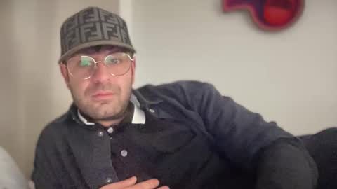 PrinceA933 online show from December 4, 6:27 pm