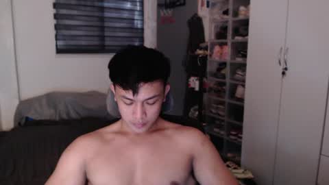 Snapshot of princeadrianx chatting on July 20, 6:17 am Prince Adrian online show from July 20, 6:17 am