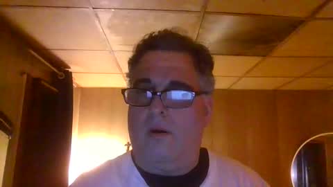 johnny online show from February 8, 11:52 pm