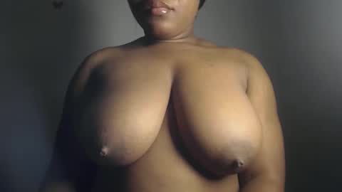 Snapshot of princess_karinaa chatting on February 12, 5:35 am Karina online show from February 12, 5:35 am