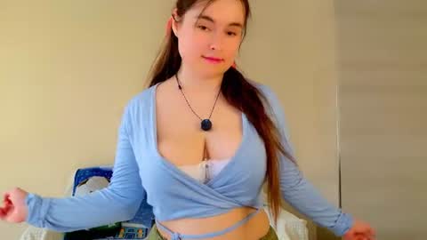 Snapshot of princess_ladylila chatting on July 14, 5:45 am Princess Lady Lila online show from July 14, 5:45 am