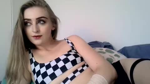 Tiffany online show from January 14, 10:44 pm