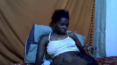 Snapshot of princess_scovia chatting on July 29, 9:57 pm princess_scovia online show from July 29, 9:57 pm