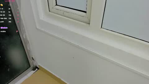 Snapshot of princess_skinny_ chatting on July 20, 2:04 am Mia online show from July 20, 2:04 am