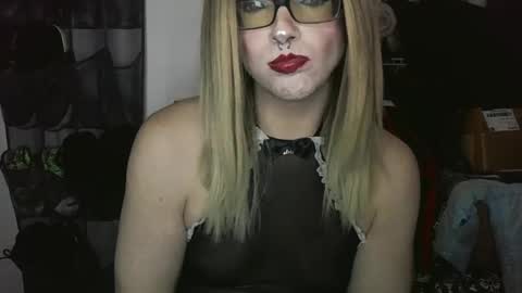 Princess Avery online show from January 14, 7:47 am