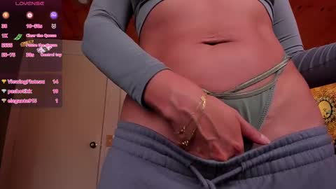 Cori online show from February 11, 4:02 pm