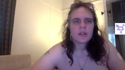 Snapshot of princesskittyestelle chatting on March 14, 2:39 am princesskittyestelle online show from March 14, 2:39 am