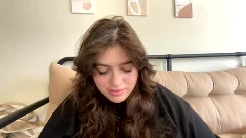 Snapshot of princesslaylaa chatting on September 25, 5:38 pm princessviccxo online show from September 25, 5:38 pm