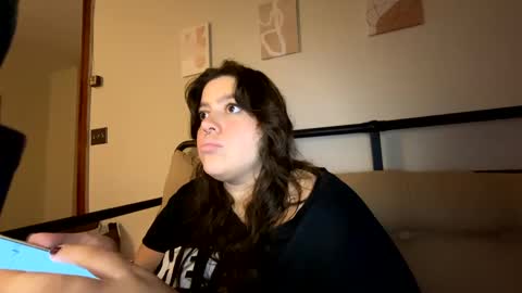 Snapshot of princesslaylaa chatting on October 11, 2:44 am princessviccxo online show from October 11, 2:44 am