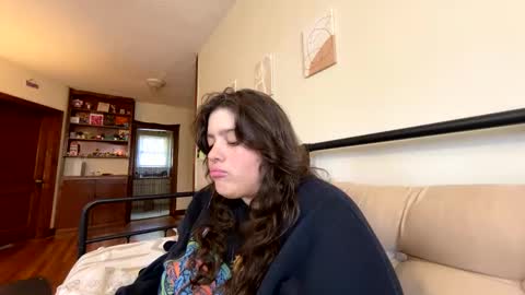 Snapshot of princesslaylaa chatting on November 4, 8:30 pm princessviccxo online show from November 4, 8:30 pm