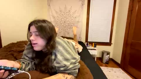 Snapshot of princesslaylaa chatting on January 17, 12:37 am princessviccxo online show from January 17, 12:37 am