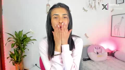 princessluna_14 online show from February 3, 8:03 pm